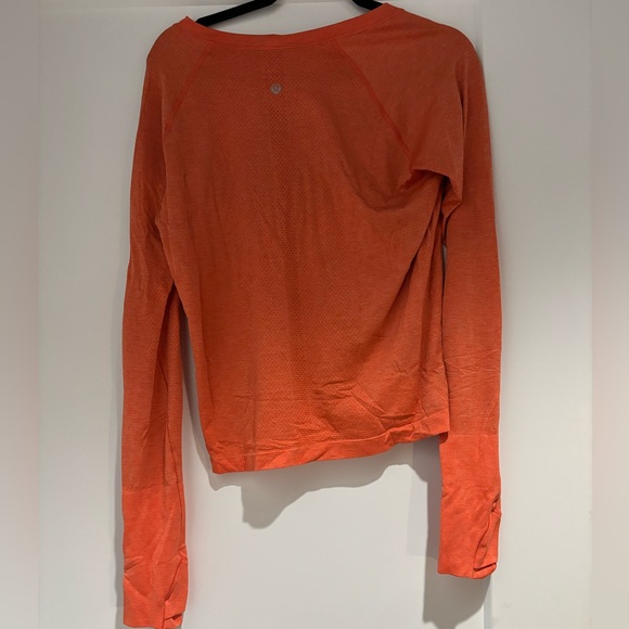 Lululemon swiftly long sleeve - Picture 2 of 3